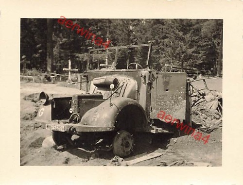 Foto ww2 deutsches heldengrab - foto,